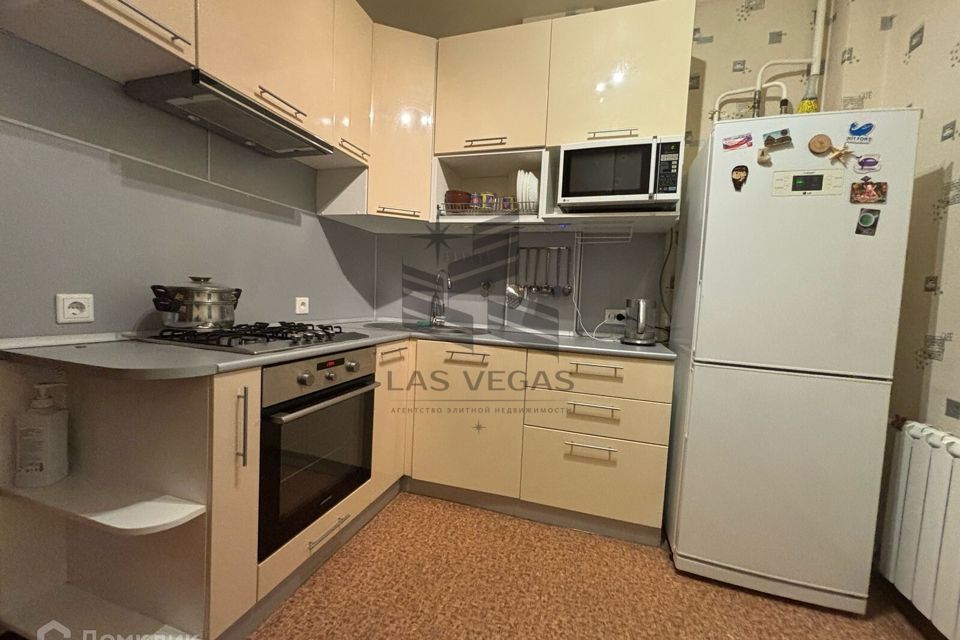 Сдаётся 1-комнатная квартира, 40 м²