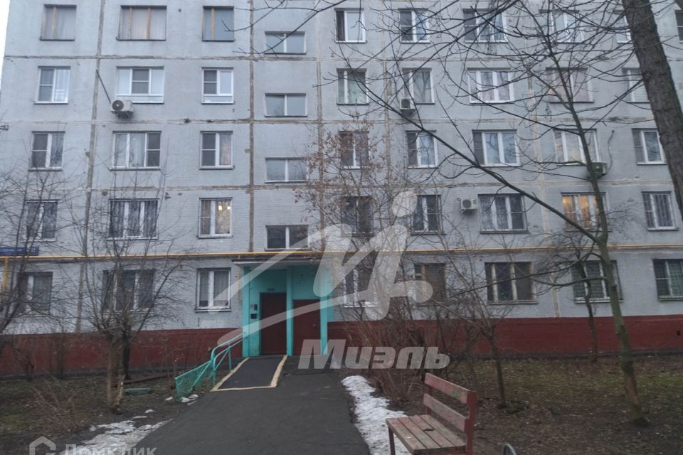 Продаётся 3-комнатная квартира, 50.2 м²