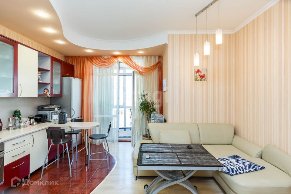 Продаётся 2-комнатная квартира, 68.8 м²