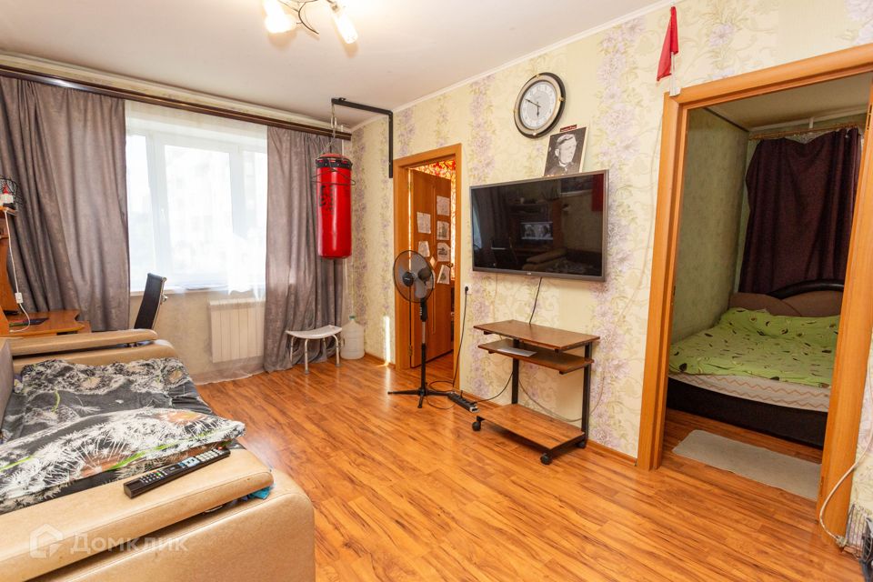 Продаётся 3-комнатная квартира, 48 м²