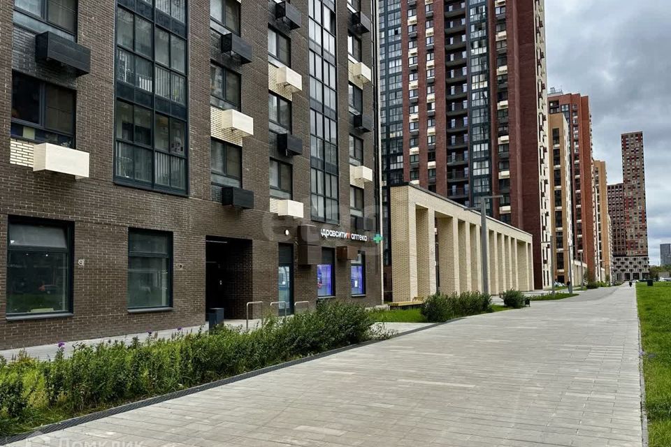 Продаётся 2-комнатная квартира, 55.7 м²