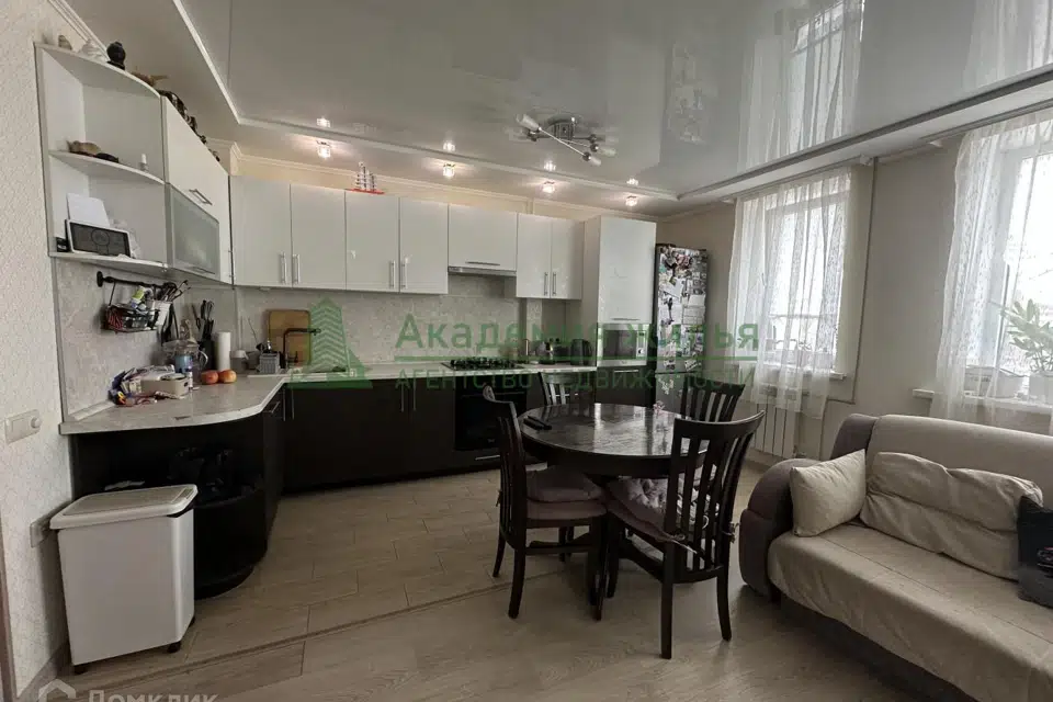 Продаётся 3-комнатная квартира, 75.3 м²