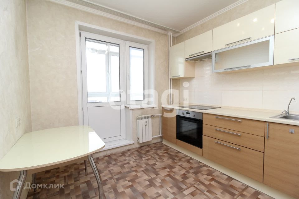 Продаётся 2-комнатная квартира, 52.6 м²