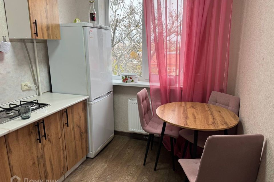 Сдаётся 2-комнатная квартира, 52 м²