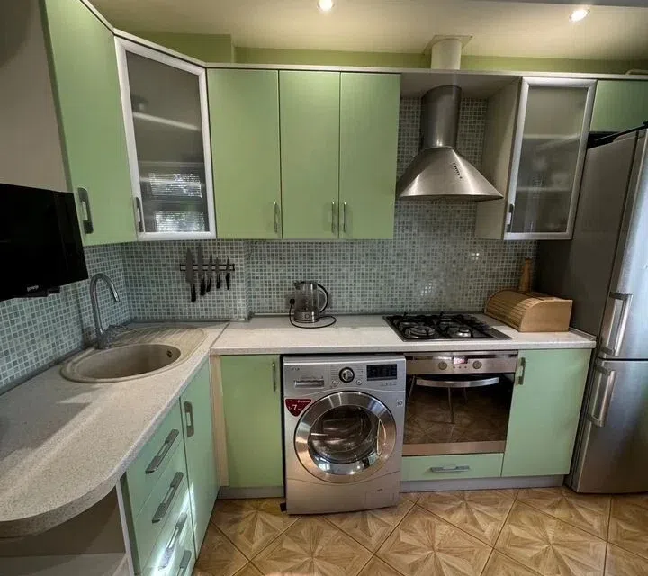 Продаётся 4-комнатная квартира, 85 м²