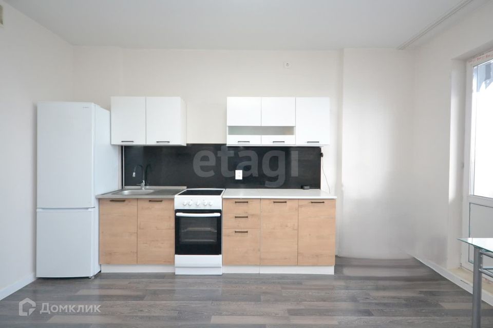 Продаётся 1-комнатная квартира, 40.7 м²