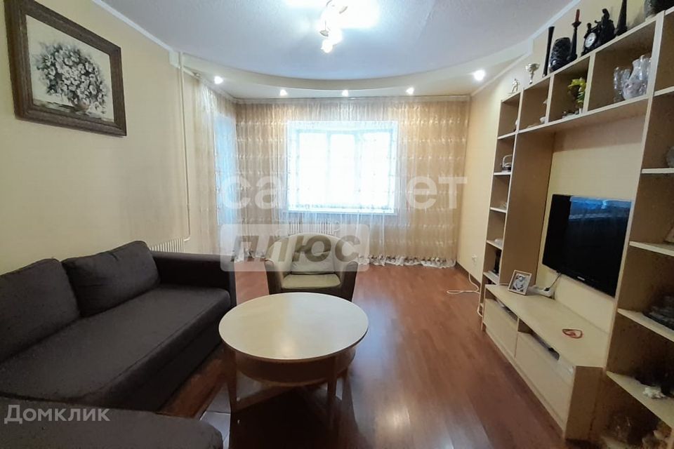 Продаётся 4-комнатная квартира, 78.2 м²