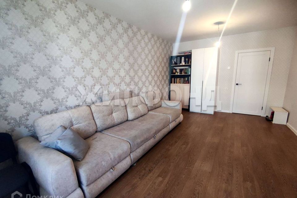 Продаётся 1-комнатная квартира, 48.5 м²