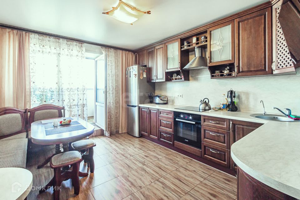 Продаётся 3-комнатная квартира, 104.1 м²