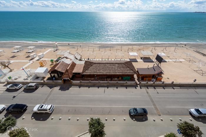 Продаётся 1-комнатная квартира, 62 м²
