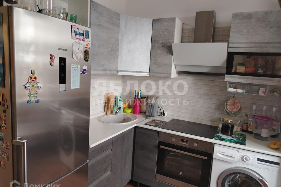 Продаётся 3-комнатная квартира, 65.6 м²