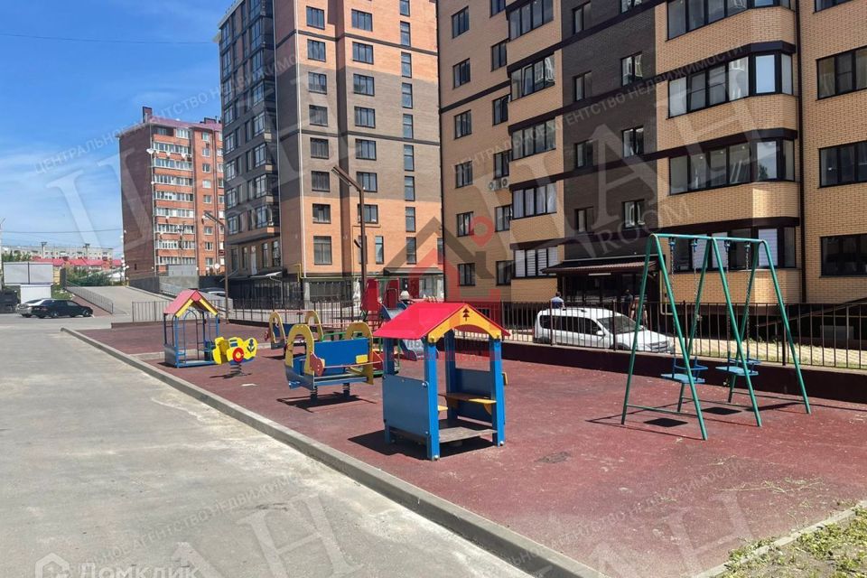 Продаётся 1-комнатная квартира, 49 м²