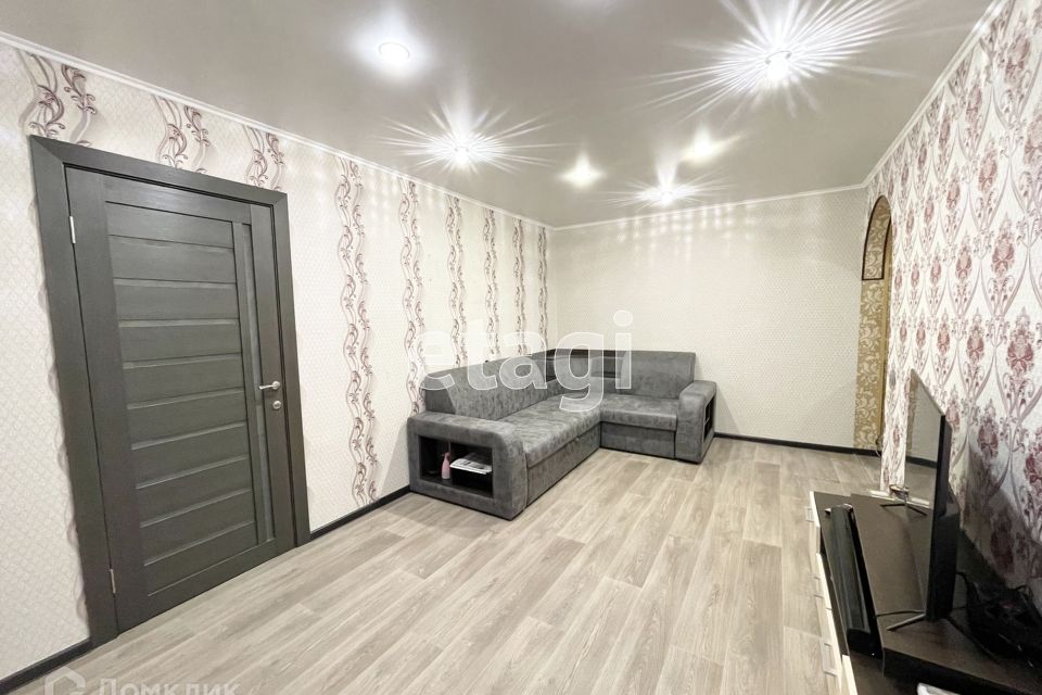 Продаётся 3-комнатная квартира, 56.4 м²