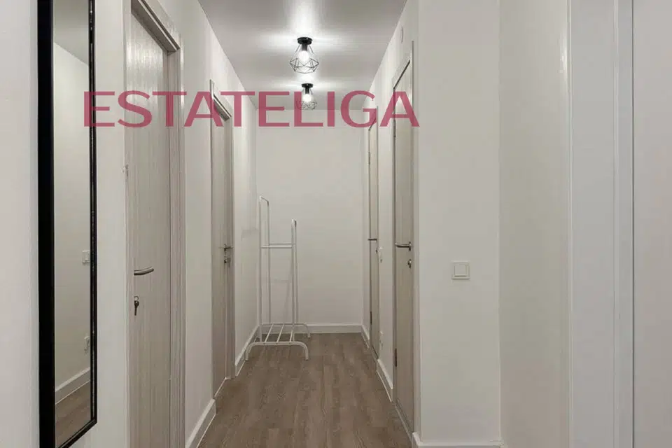 Продаётся 3-комнатная квартира, 62 м²