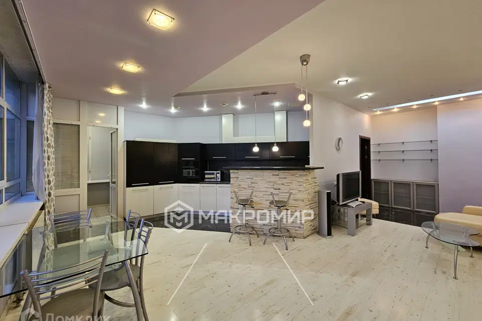 Продаётся 3-комнатная квартира, 88 м²