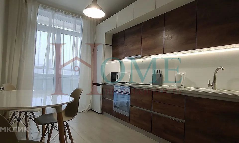 Сдаётся 1-комнатная квартира, 39 м²