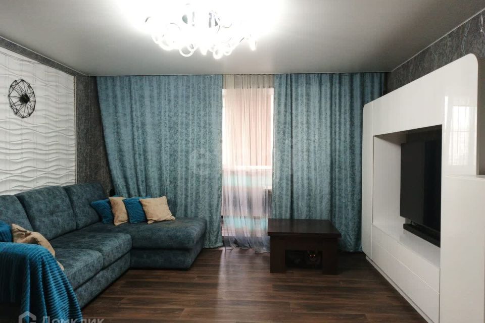 Продаётся 3-комнатная квартира, 57 м²
