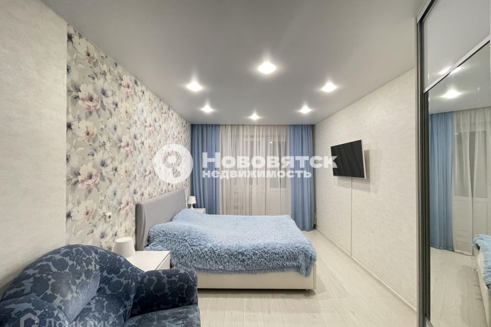 Продаётся 2-комнатная квартира, 56 м²