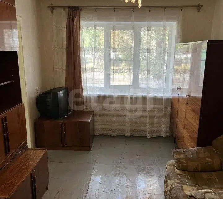 Продаётся 2-комнатная квартира, 42.7 м²