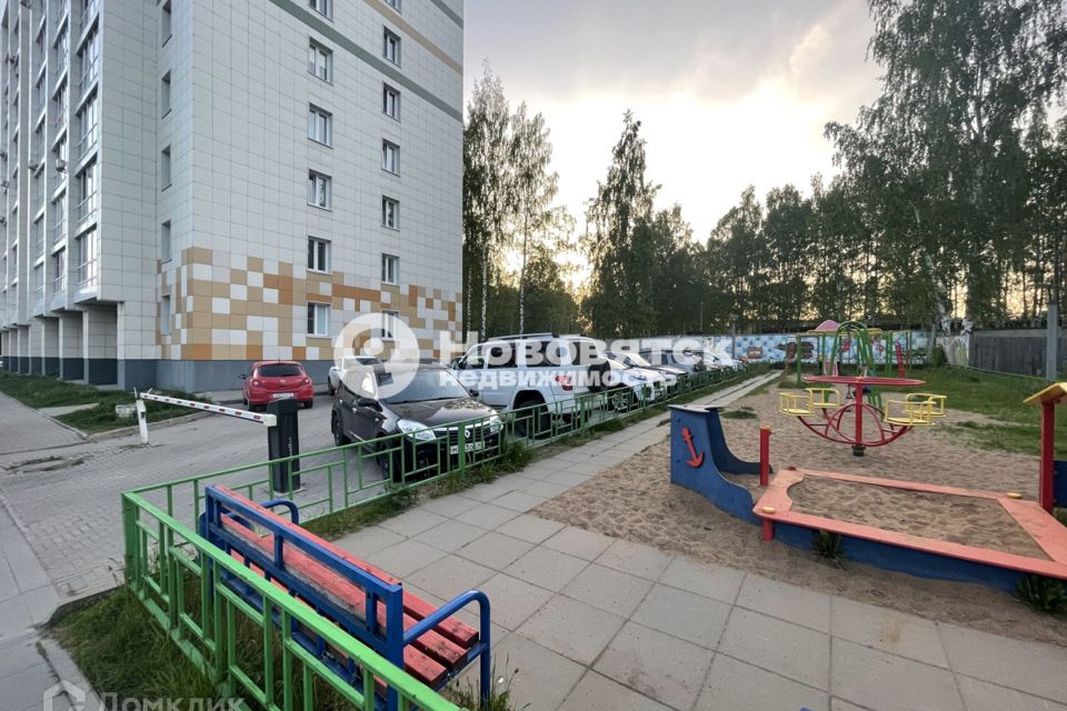 Продаётся 3-комнатная квартира, 60 м²