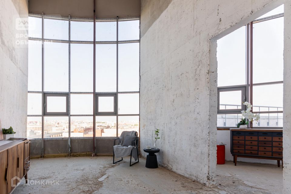 Продаётся 3-комнатная квартира, 126.7 м²