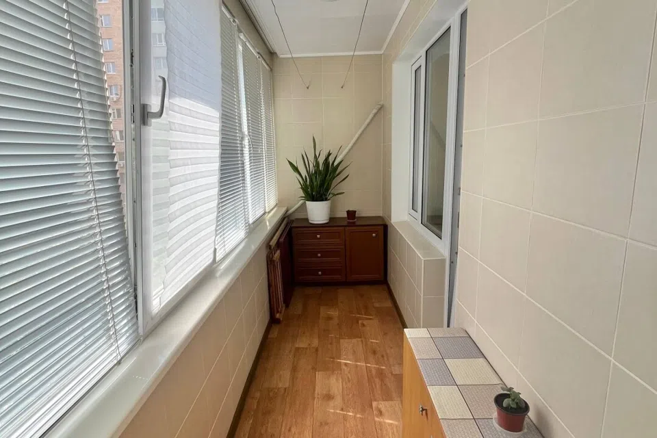 Продаётся 2-комнатная квартира, 57.7 м²