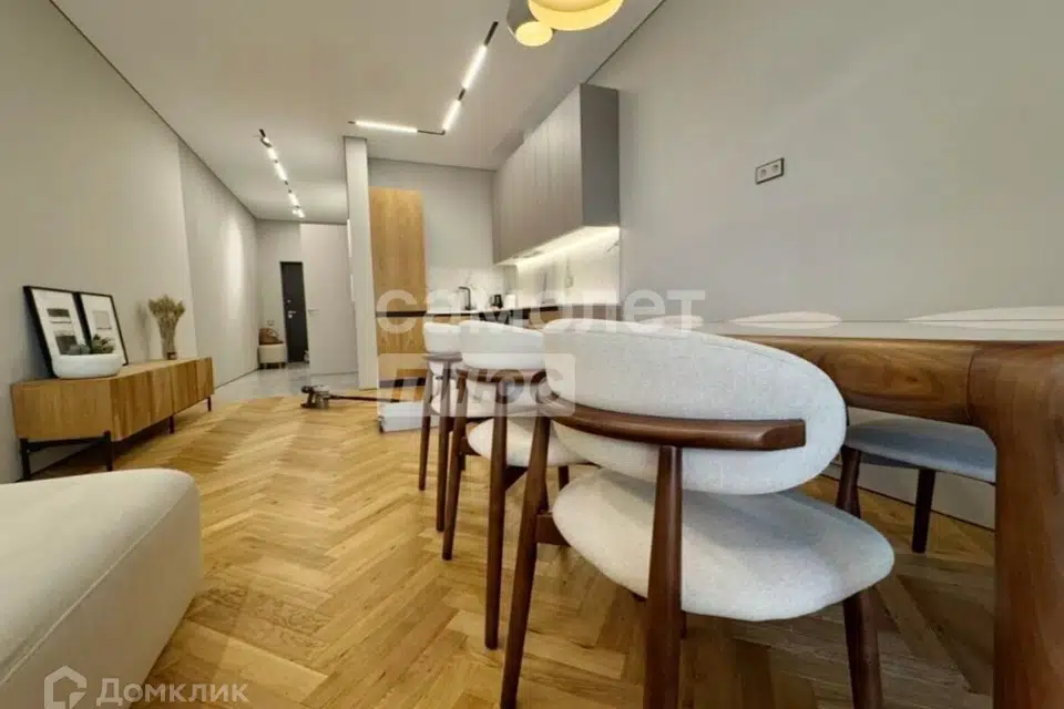 Продаётся 4-комнатная квартира, 89 м²