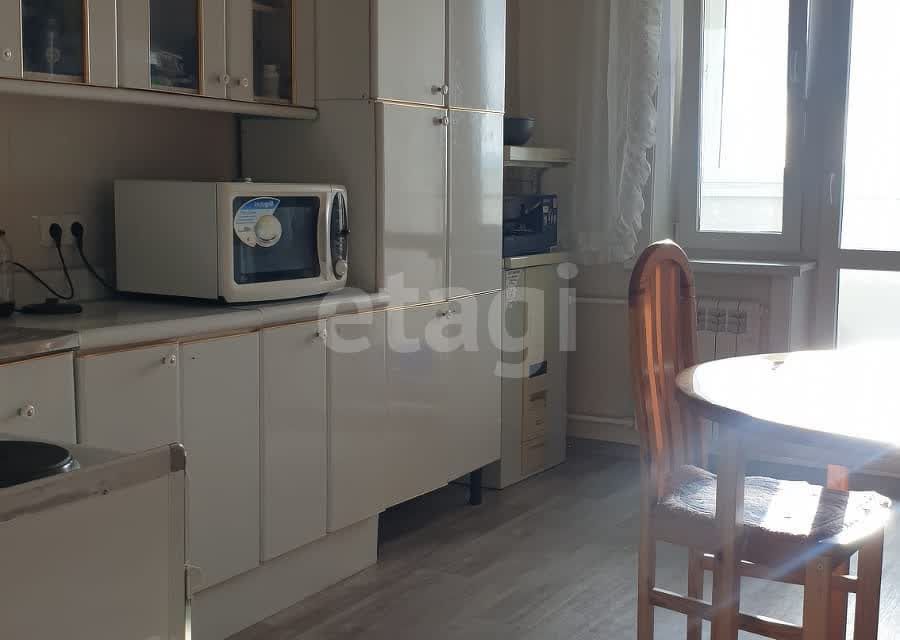 Продаётся 4-комнатная квартира, 94.7 м²