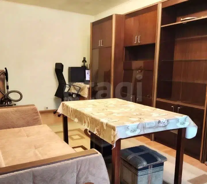 Продаётся 1-комнатная квартира, 33 м²