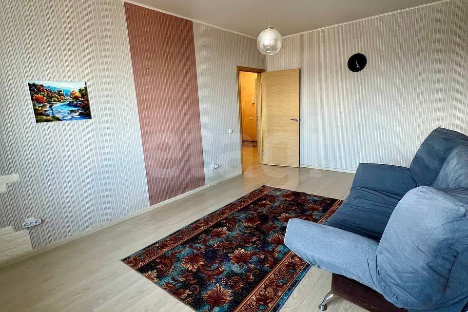 Продаётся 1-комнатная квартира, 39.7 м²