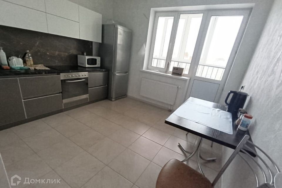Сдаётся 2-комнатная квартира, 62 м²