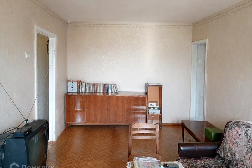 Продаётся 3-комнатная квартира, 55.9 м²