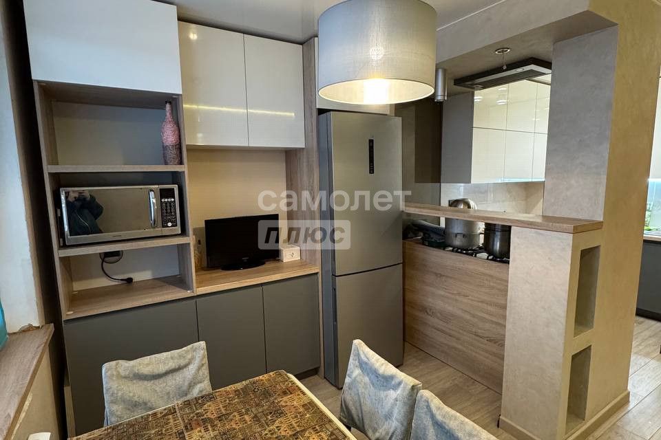 Продаётся 4-комнатная квартира, 78 м²