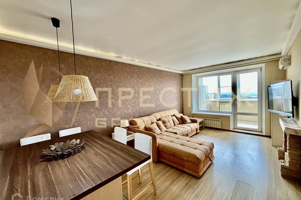 Сдаётся 2-комнатная квартира, 62.2 м²