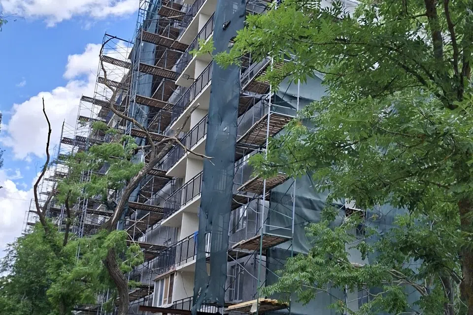 Продаётся 3-комнатная квартира, 57.9 м²