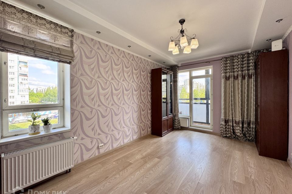 Продаётся 3-комнатная квартира, 70.4 м²