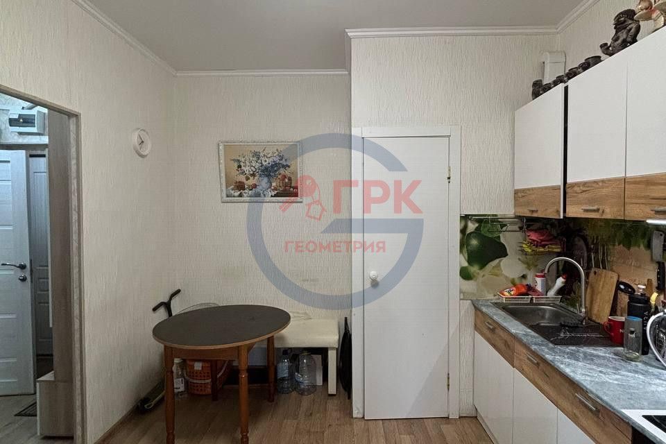 Продаётся 1-комнатная квартира, 39 м²