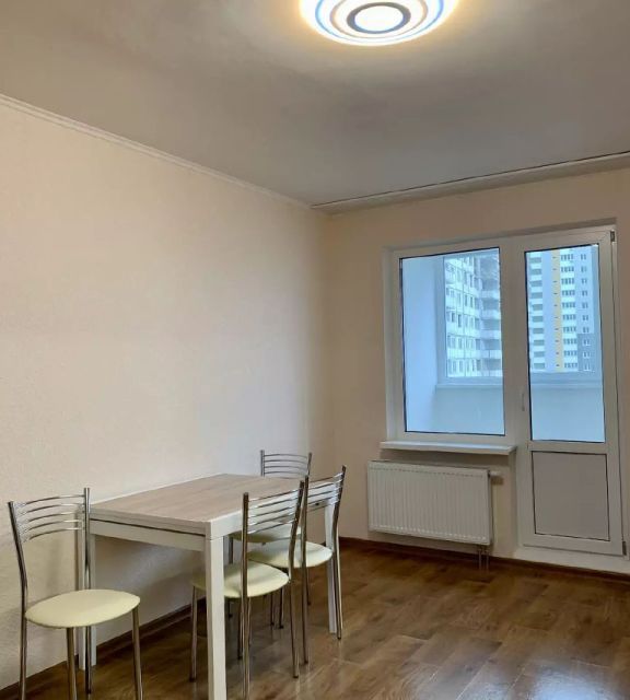 Продаётся 2-комнатная квартира, 57.4 м²