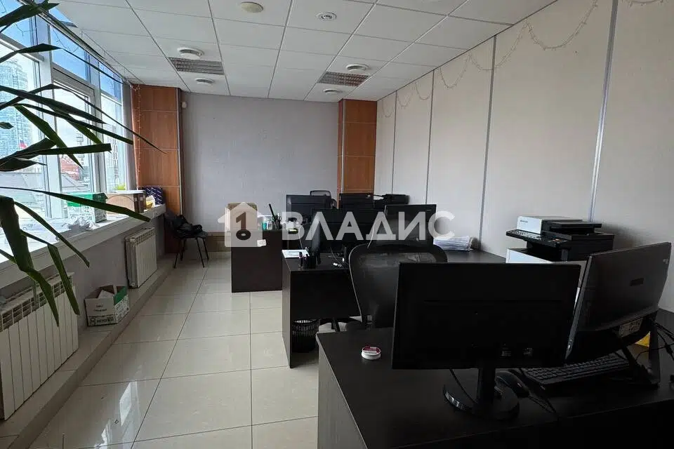 Продаётся офис, 786 м²
