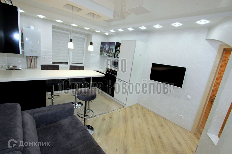 Продаётся 2-комнатная квартира, 57.9 м²