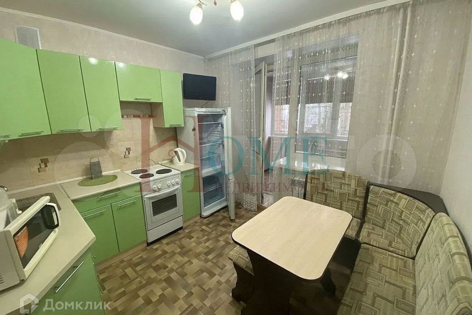 Сдаётся 1-комнатная квартира, 38 м²