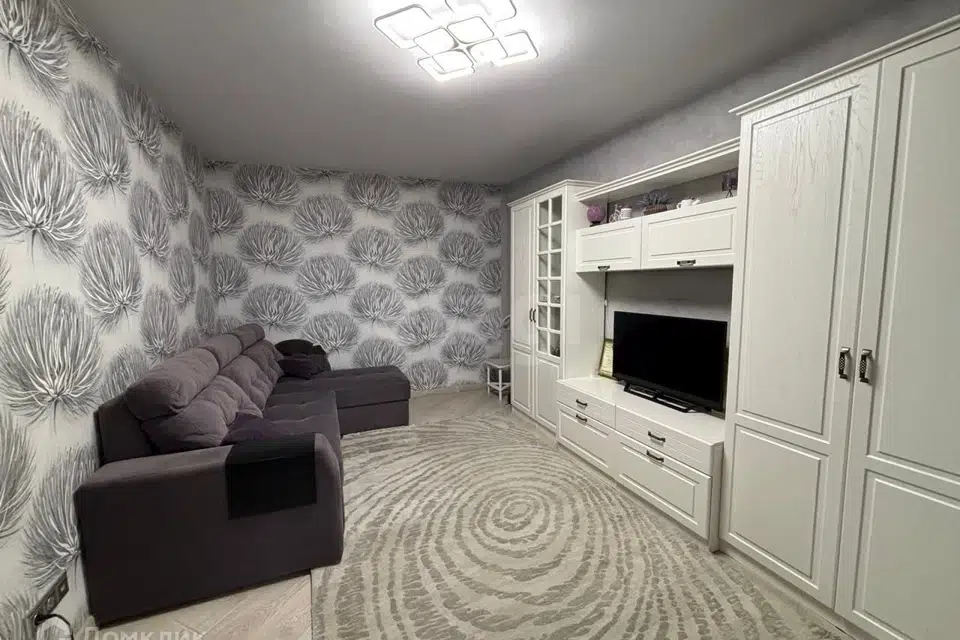 Продаётся 3-комнатная квартира, 77.2 м²