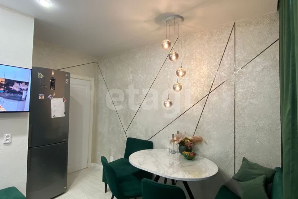 Продаётся 1-комнатная квартира, 38.6 м²