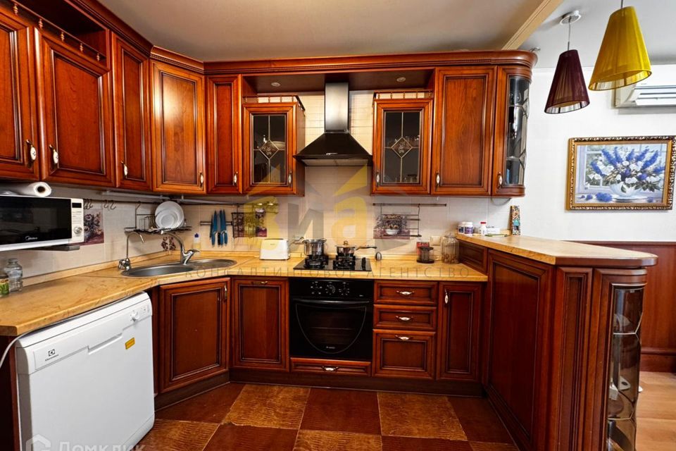 Сдаётся 3-комнатная квартира, 112 м²