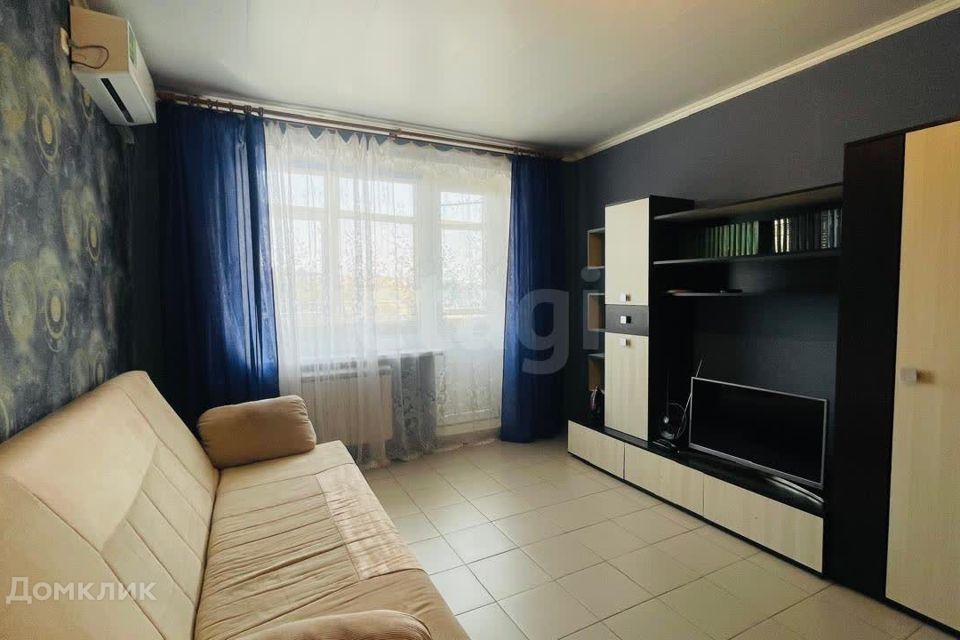 Продаётся 1-комнатная квартира, 37.2 м²