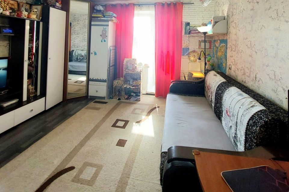 Продаётся 1-комнатная квартира, 43 м²