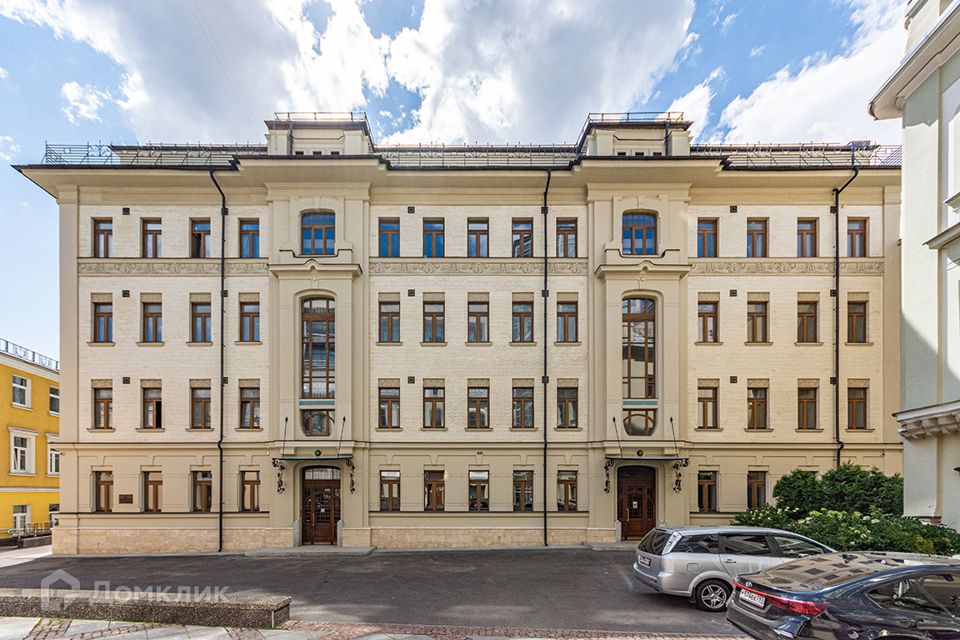 Продаётся 4-комнатная квартира, 112.6 м²