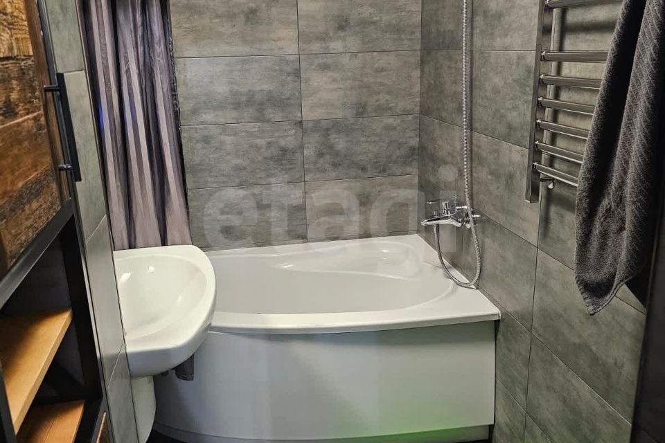 Продаётся 1-комнатная квартира, 43.1 м²