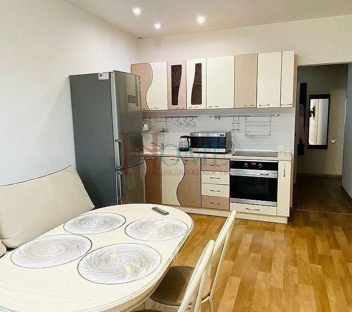 Сдаётся 2-комнатная квартира, 50 м²