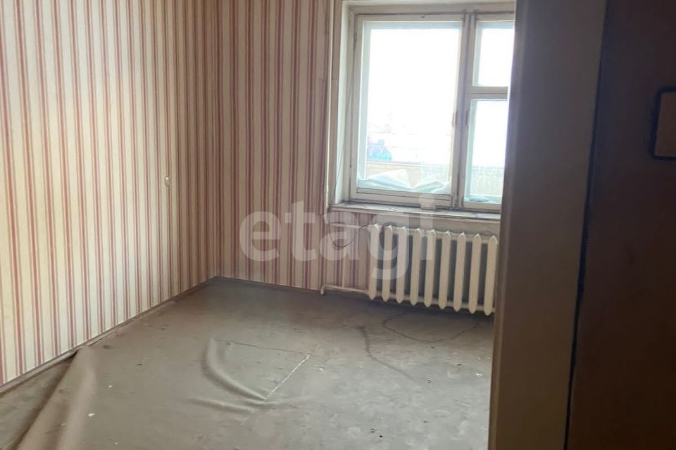 Продаётся 4-комнатная квартира, 77.8 м²